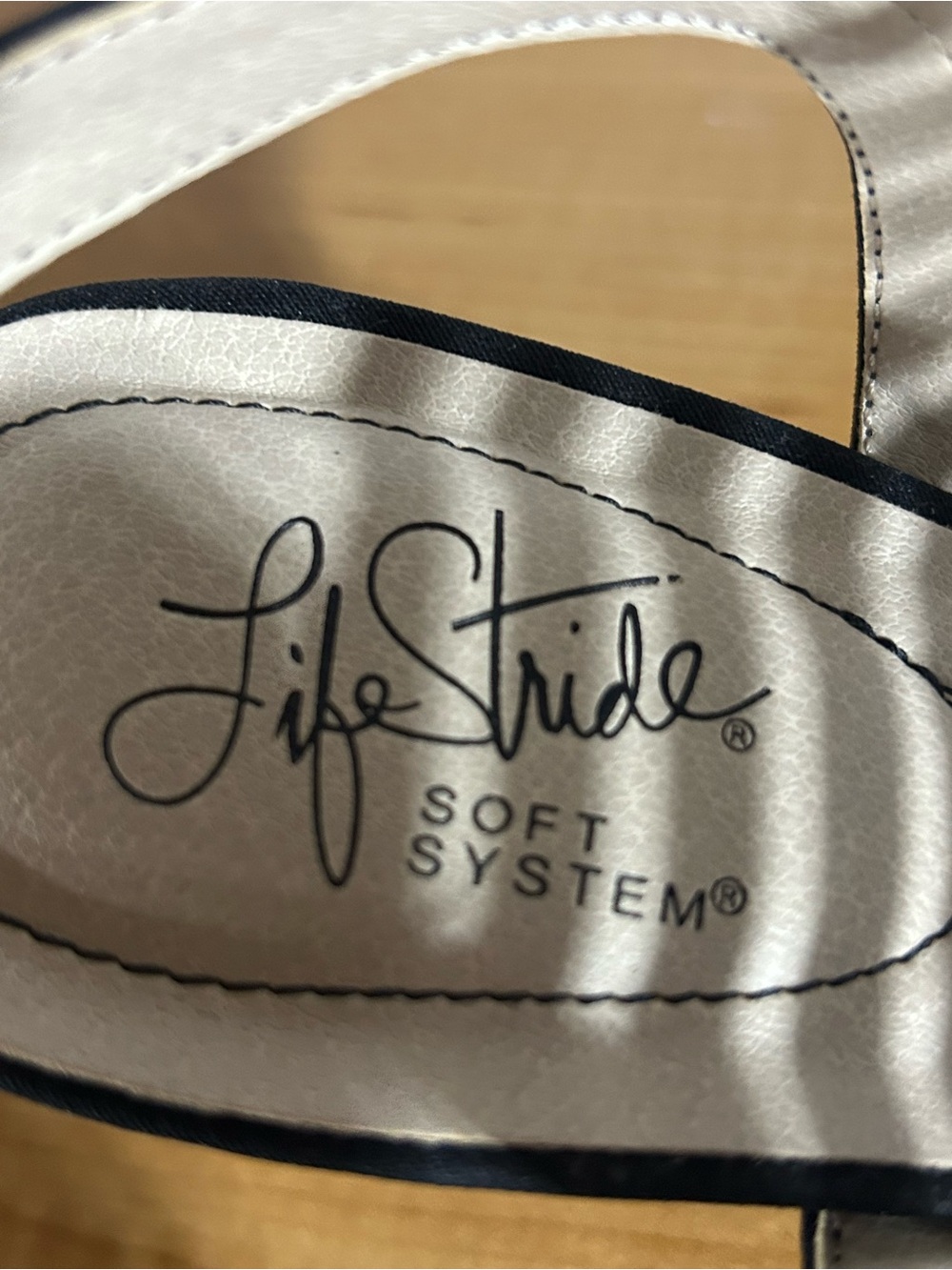 Life Stride Black Strappy Pointed Toe Mid Heels - Picture 6 of 8
